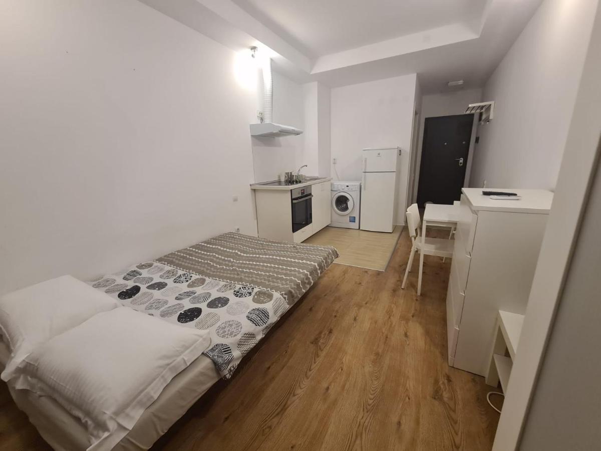 Cosmopolis Studio 1 Stefanestii de Jos 외부 사진